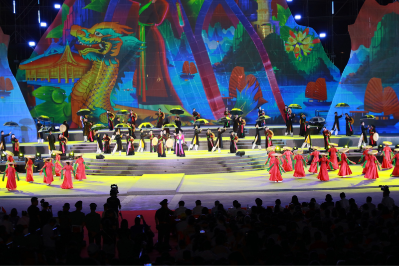 lễ hội cuối năm Hạ Long